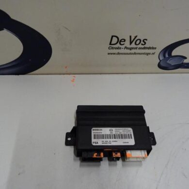 Peugeot 308 1.6 16V THP 175 PDC Module 2008 6590HS-6590HT