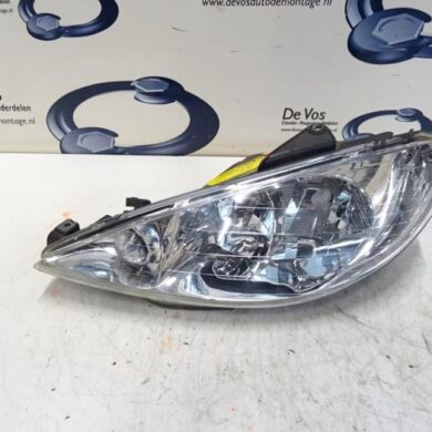 Peugeot 206 2.0 16V Headlight, left 2001 6204S9