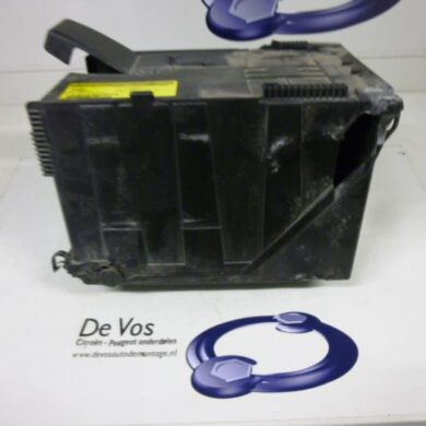 Citroen C4 Picasso 1.6 HDi 16V 110 Battery box 2007 5615H2-5615G8