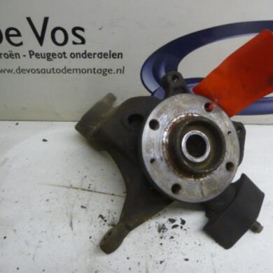 Citroen C5 2.2 HDi 16V FAP Knuckle, front right 2001 364764