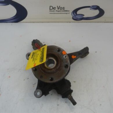 Peugeot 508  Fusee links-voor 2012 1607018080