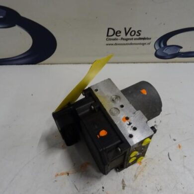 Citroen Picasso 2.0 16V ABS pump RFN 2003 4541C8