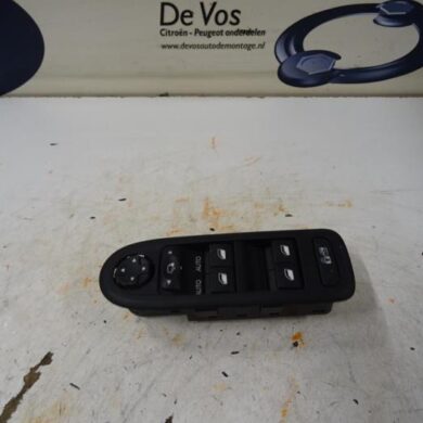 Citroen C3  Combischakelaar ramen 2014 6490AZ