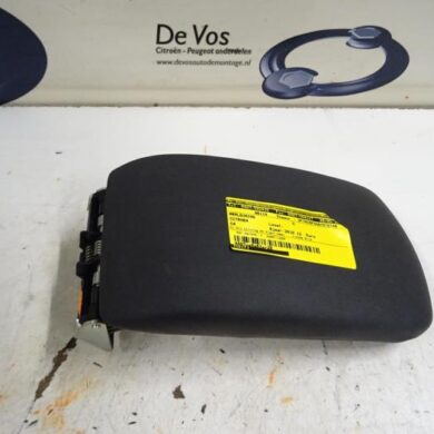 Citroen C4  Armleuning 2010 7591TJ