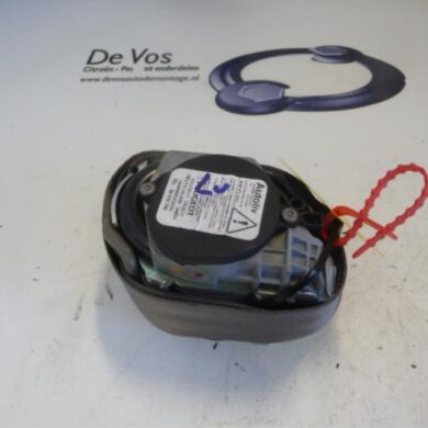 Peugeot 308  Seatbelt tensioner, left 2010 8975FS