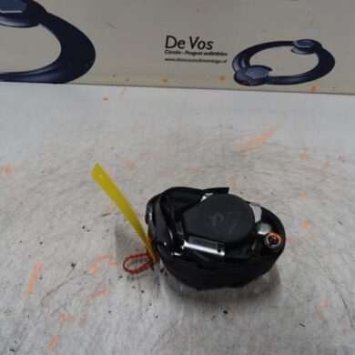 Peugeot 308  Seatbelt tensioner, left 2014 8976S1