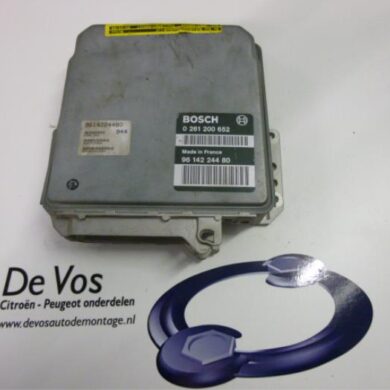 Peugeot 306 1.6i XR,XT,ST Engine management computer NFZ 1993 19292T