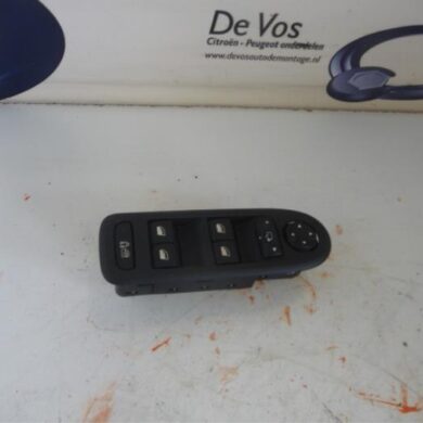 Citroen C5  Multi-functional window switch 2011 6490NR