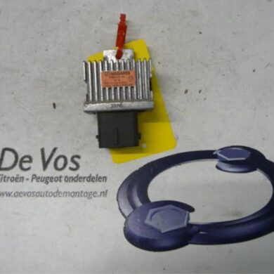 Peugeot RCZ 2.0 HDi 16V FAP Glow plug relay 2011 598144