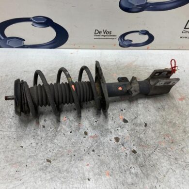 Peugeot 308 1.6 16V THP 155 Front shock absorber rod, left 2015 5208C8