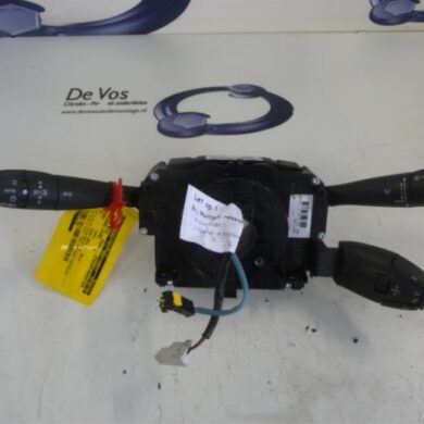 Peugeot 207  Steering column stalk 2011 6242YL