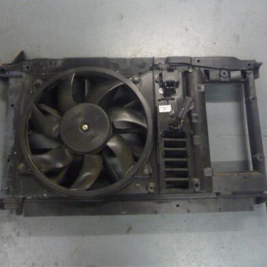 Citroen C4 Picasso 2.0 HDiF 16V 135 Cooling fan housing 2007 1253K4-7104ET