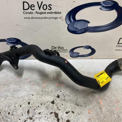 Opel Astra  Intercooler Slang F12SHL 2022 39206740