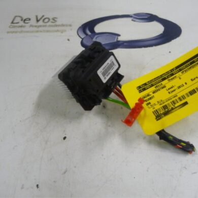 Peugeot 208  Kachel Weerstand 2012 6441AF