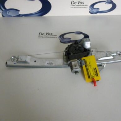 Peugeot 208 1.2 Vti 12V PureTech 82 Ruitmechaniek 4Deurs links-voor 2013 9673154480