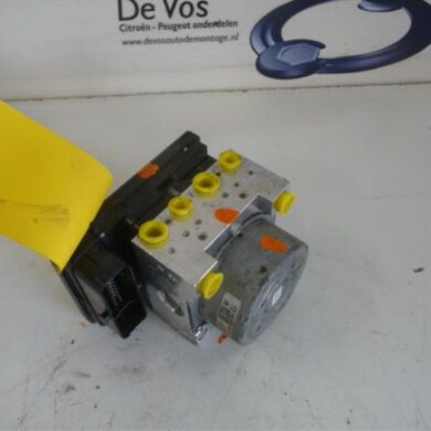 Peugeot 2008  ABS Pomp HMZ-HMZHM01 2015 1614215580-1613457280