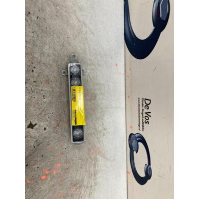 Peugeot 108 1.2 VTi 12V Dagrijverlichting links 2017 9677409380