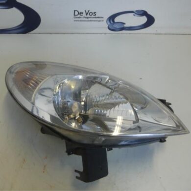 Citroen Picasso 1.8 16V Headlight, right 2005 620637