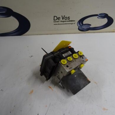 Peugeot 307 1.6 HDiF 110 16V ABS pump 9HZ 2005 4541J3