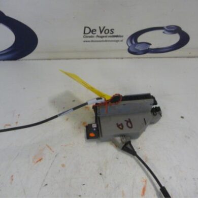 Peugeot 2008  Deurslot Mechaniek 4Deurs rechts-achter 2014 9688080980-9812501380