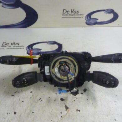 Citroen C3 1.6 HDi 92 Steering column stalk 2014 96773880ZD