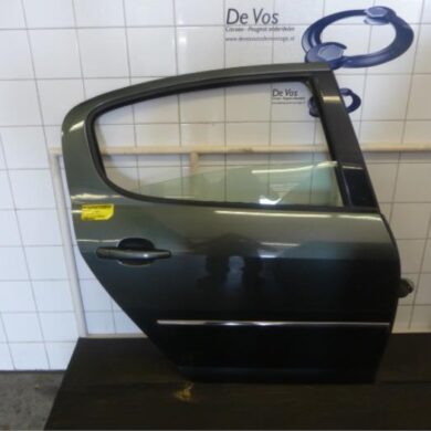 Peugeot 407 2.0 HDiF 16V Rear door 4-door, right 2007 9008N1
