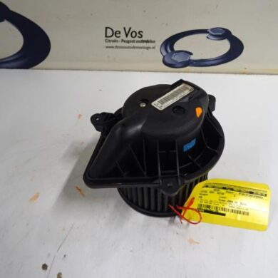 Peugeot 406 2.2 16V Heating and ventilation fan motor 2004 6441K9
