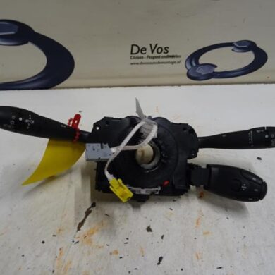 Peugeot 308  Steering column stalk 2010 6242PN-98062016XT