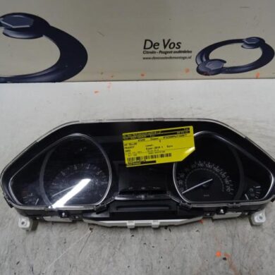 Peugeot 2008 1.2 12V e-THP PureTech 110 Kilometerteller KM 2019 9822703680