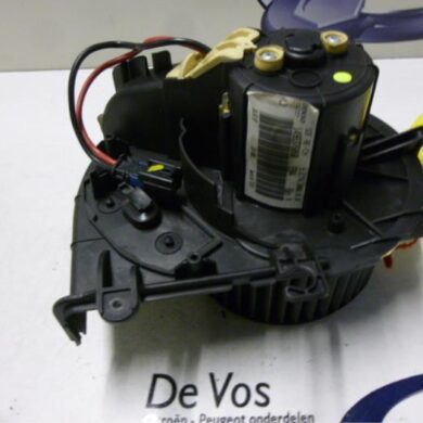 Peugeot Expert 1.6 HDi 90 Heizung Belüftungsmotor 2007 6441X7