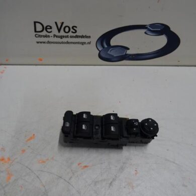 Citroen C5 Aircross  Multi-functional window switch 2019 98319761ZD