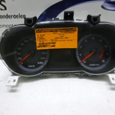 Citroen C-Crosser 2.4 16V Kilometerteller KM 2008 6106YN