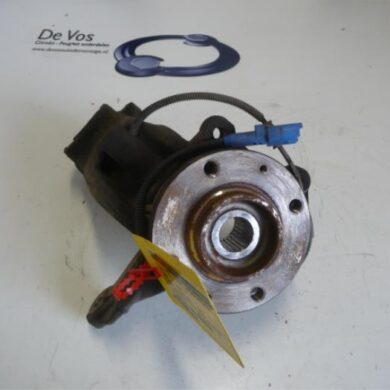 Citroen C3 Picasso  Knuckle, front right 2014 364790