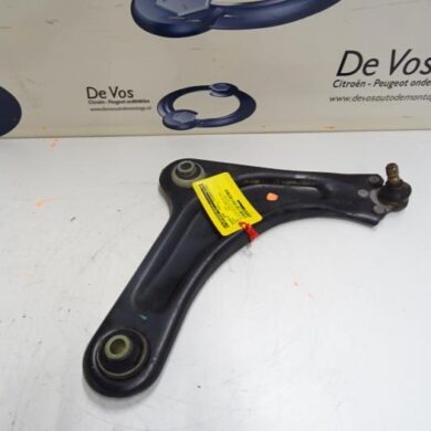 Peugeot 2008  Front wishbone, right 2015 9803286480