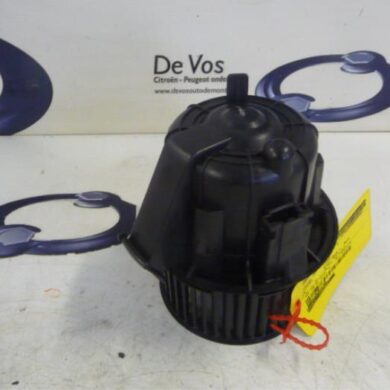 Citroen C3 1.2 VTi 82 12V Heating and ventilation fan motor 2015 6441CS