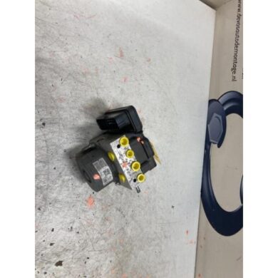 Peugeot 308 1.2 12V e-THP PureTech 130 ABS pump HNY 2015 1613388280-0265956083