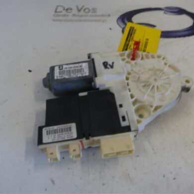 Citroen C5 3.0 V6 24V Door window motor 2005 9222AJ