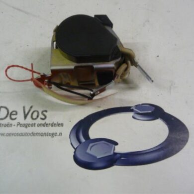 Peugeot 607 2.7 HDi V6 24V Veiligheidsgordel midden-achter 2007 8974ZP
