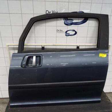 Peugeot 1007 1.4 Door 2-door, left 2006 9002V9