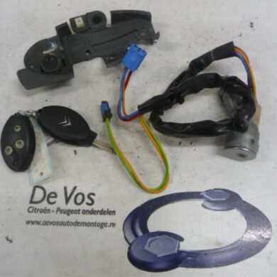 Citroen C5 2.0 16V Set of cylinder locks (complete) 2001 4162Z0