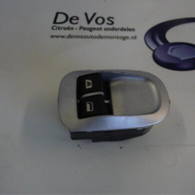 Peugeot 206 PLUS 1.4 XS Combischakelaar ramen 2009 6490J1