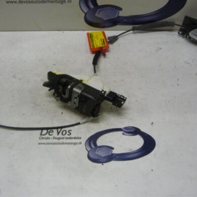 Citroen C5  Door lock mechanism 4-door, front left 2009 9135CW