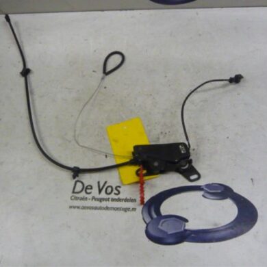 Peugeot 307 2.0 16V Boot lid lock mechanism 2004 8484Z3