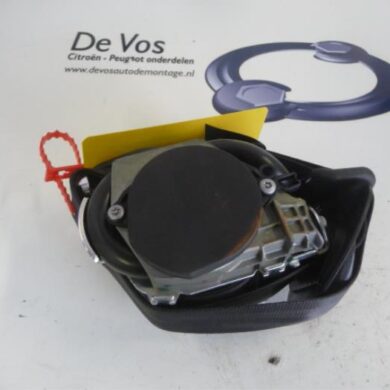 Peugeot 308 1.4 VTI 16V Seatbelt tensioner, right 2008 8975K5
