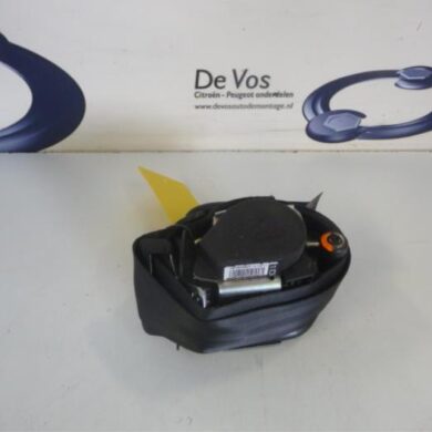 Peugeot 308  Seatbelt tensioner, right 2013 8976S2