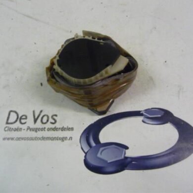 Citroen C5 3.0 V6 24V Rear seatbelt, centre 2002 8974Y3