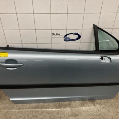 Peugeot 207 1.6 16V Door 2-door, right 2010 9004Y6