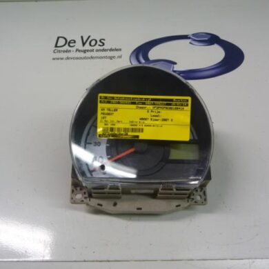 Peugeot 107 1.0 12V Kilometerteller KM 2007 6105G1-B000699280