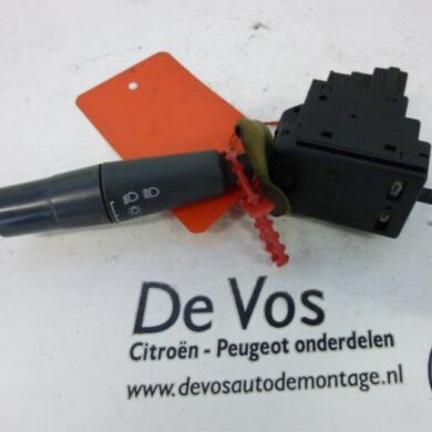 Peugeot 306 1.4 XN,XR,XA,XRA Steering column stalk 1993 625357