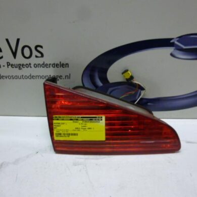 Peugeot 607 2.2 16V Taillight, left 2001 6350N2